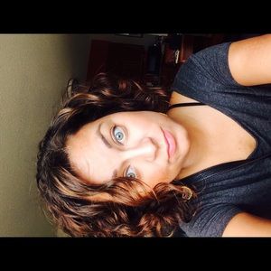 Meet your Posher, Erenly